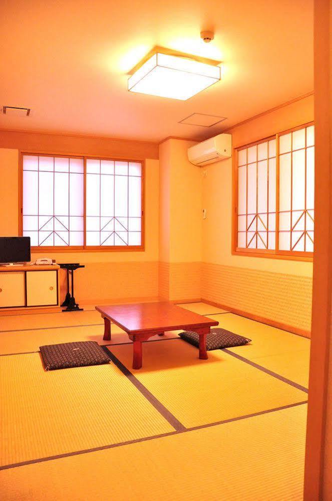 Ryokan Urashima Onomichi Buitenkant foto